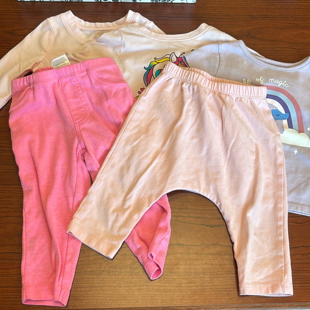 PLAY clothes bundle (3 shirts, 2 pants)